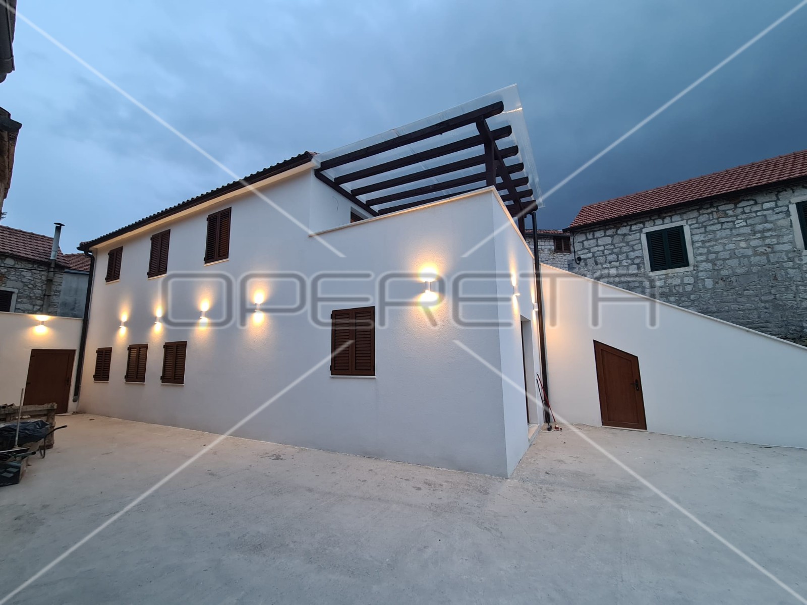 OPERETA_454765