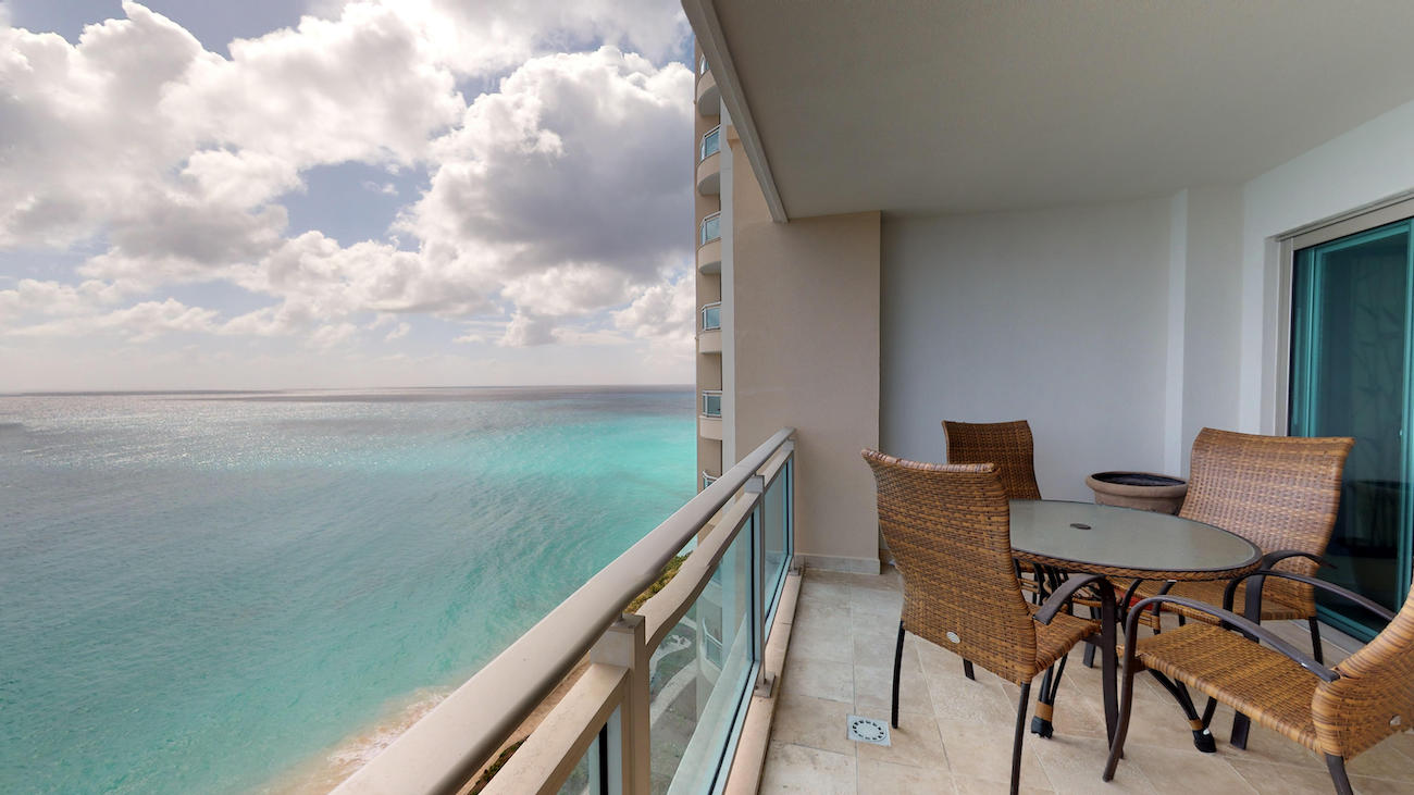 for-sale-2-bedroom-2.5-bath-beach-front-condo-st.-maarten-cupecoy-2